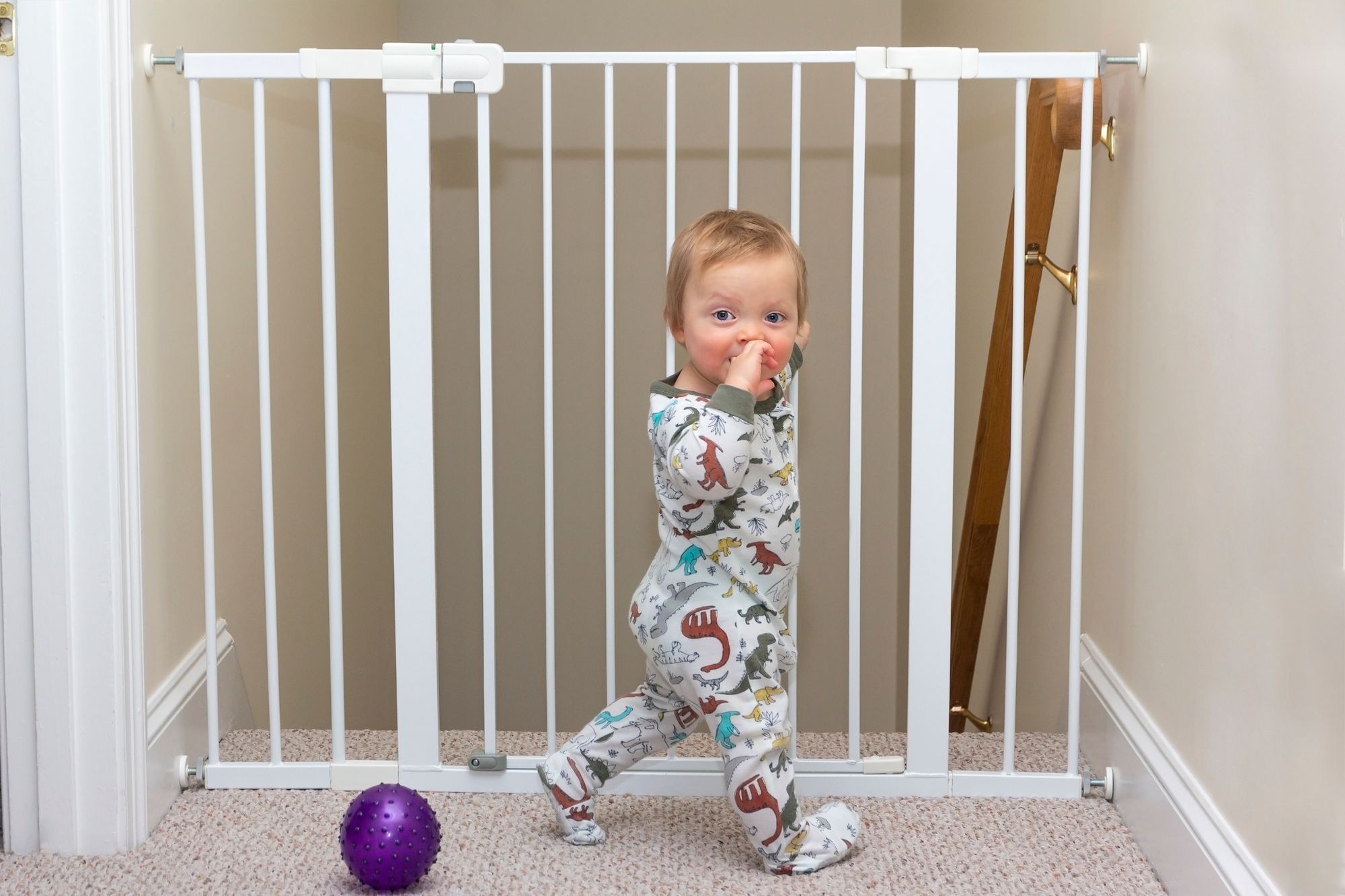 How to Choose the Right crib for Your Child - From Size to Comfort and More