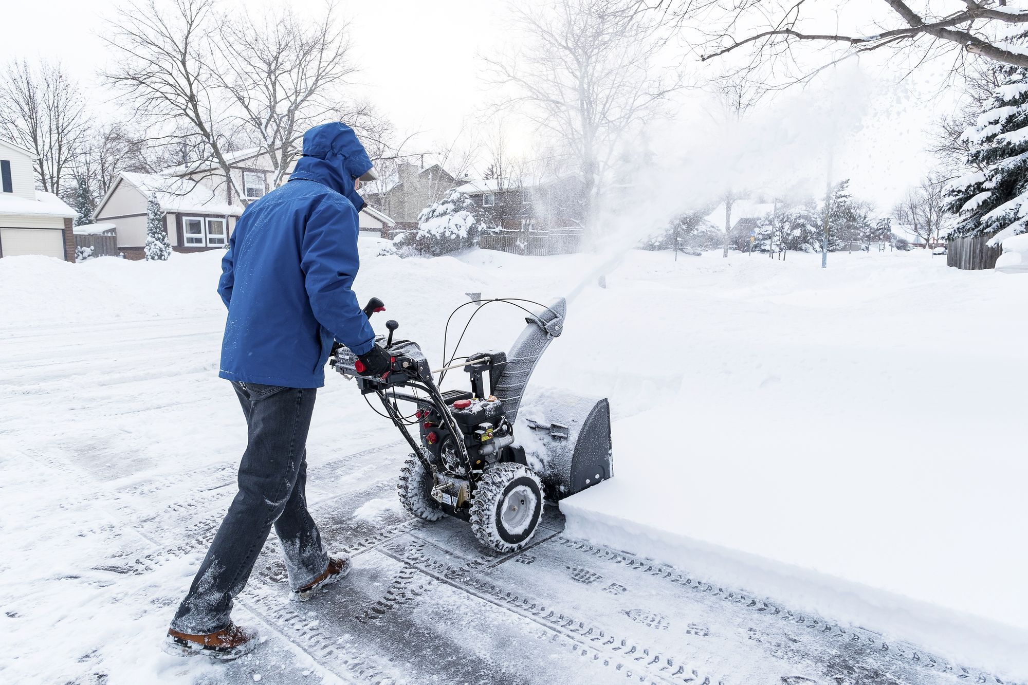 How to Choose the Best Snow Blowers for Your Home